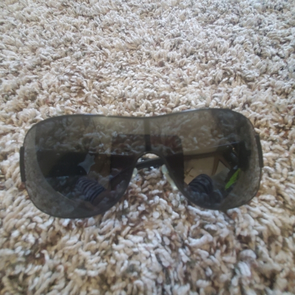 Versace sunglasses - Picture 2 of 9